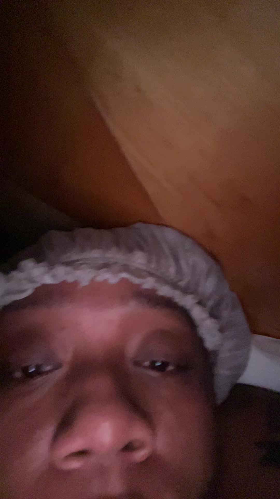 @Dee_nuggss