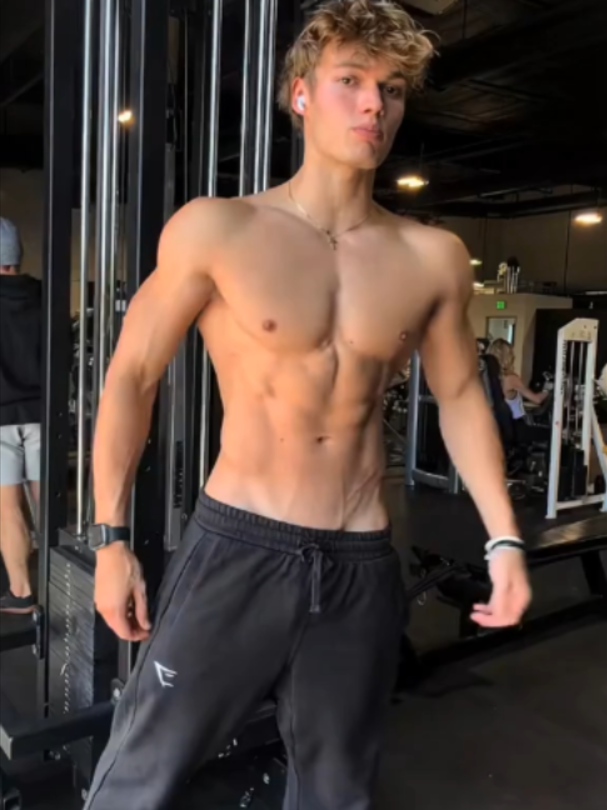 @Fit Man AI
