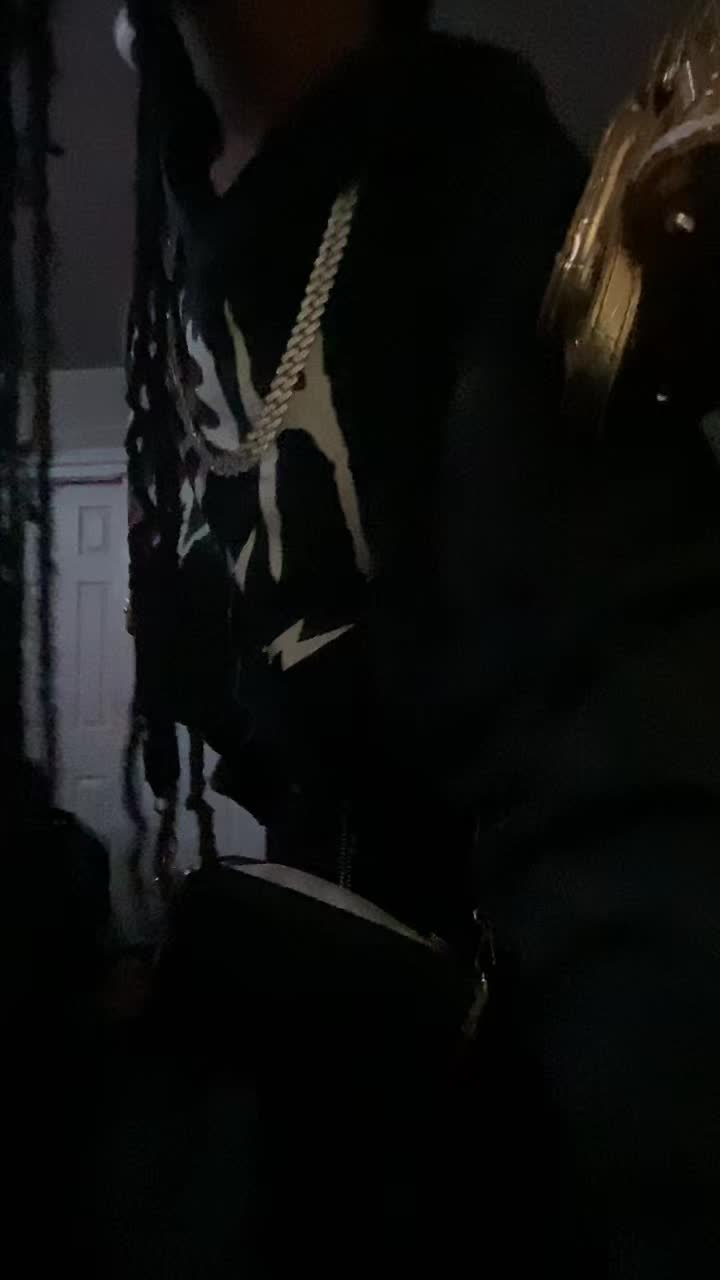 @F u l l y𖣂