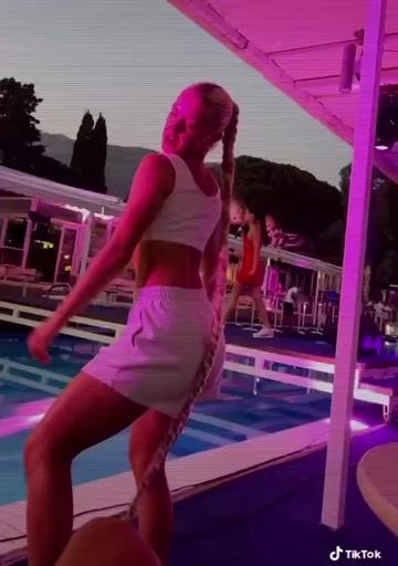 @Emaaxx