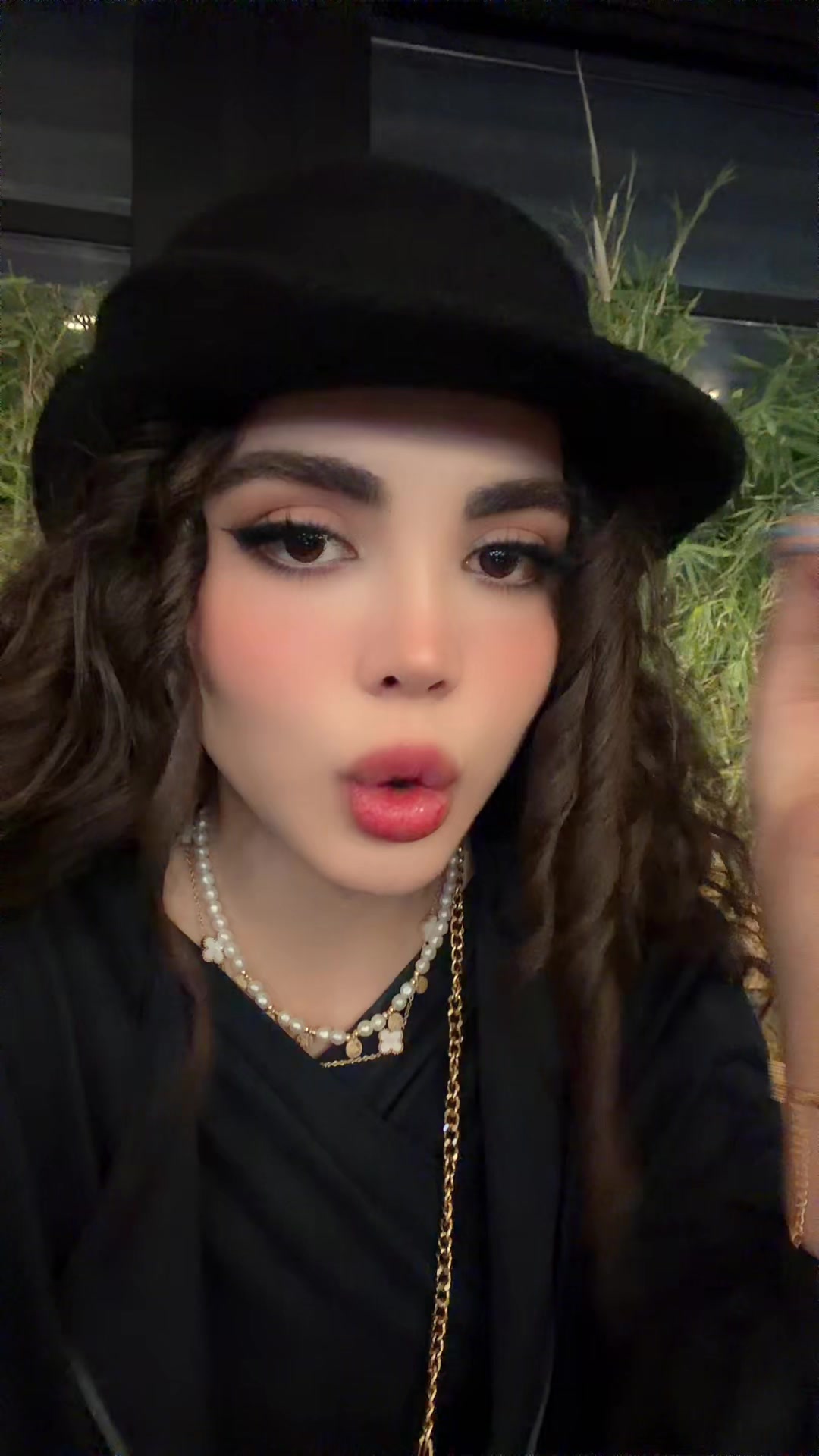 @Zahra Shiri