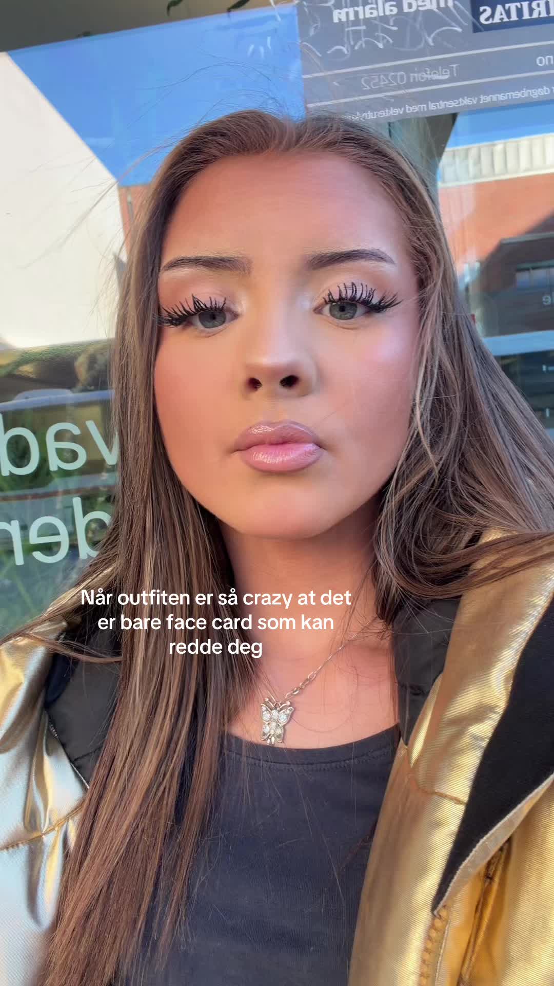 @VICTORIA GUNDERSEN