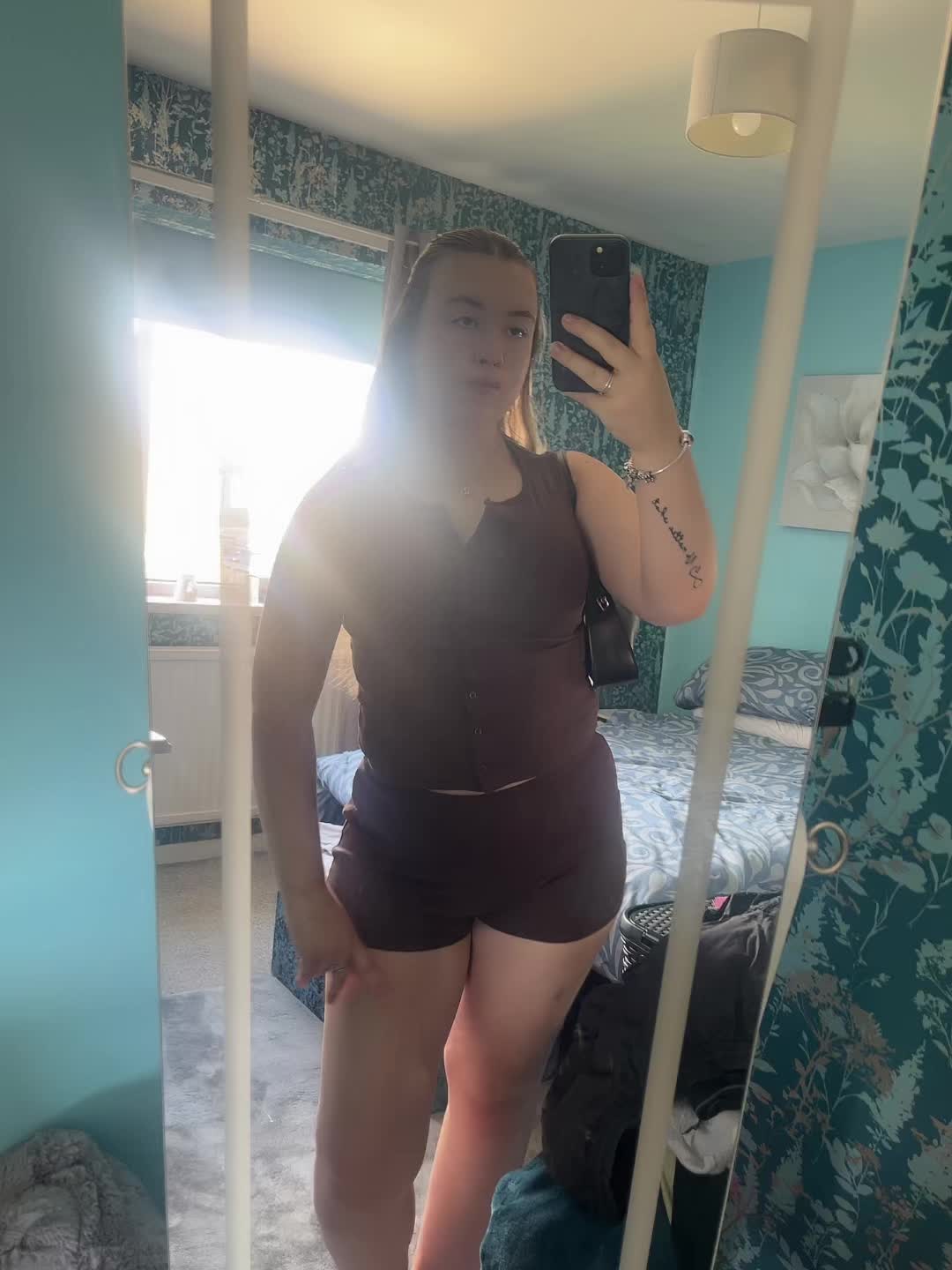 @𝓒𝓵𝓸🍒
