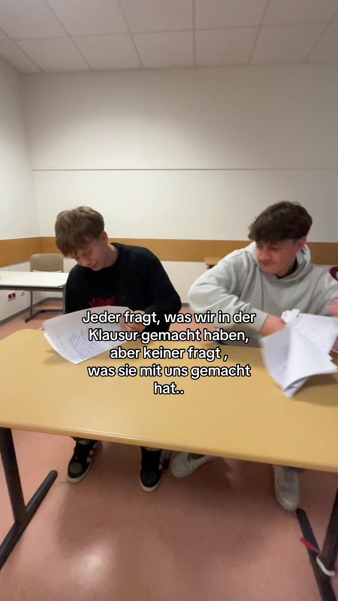 @schleppenddurchsabi