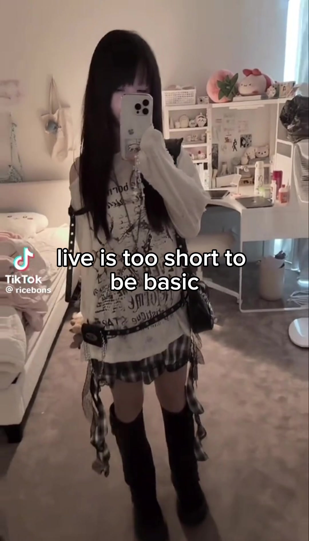 @️