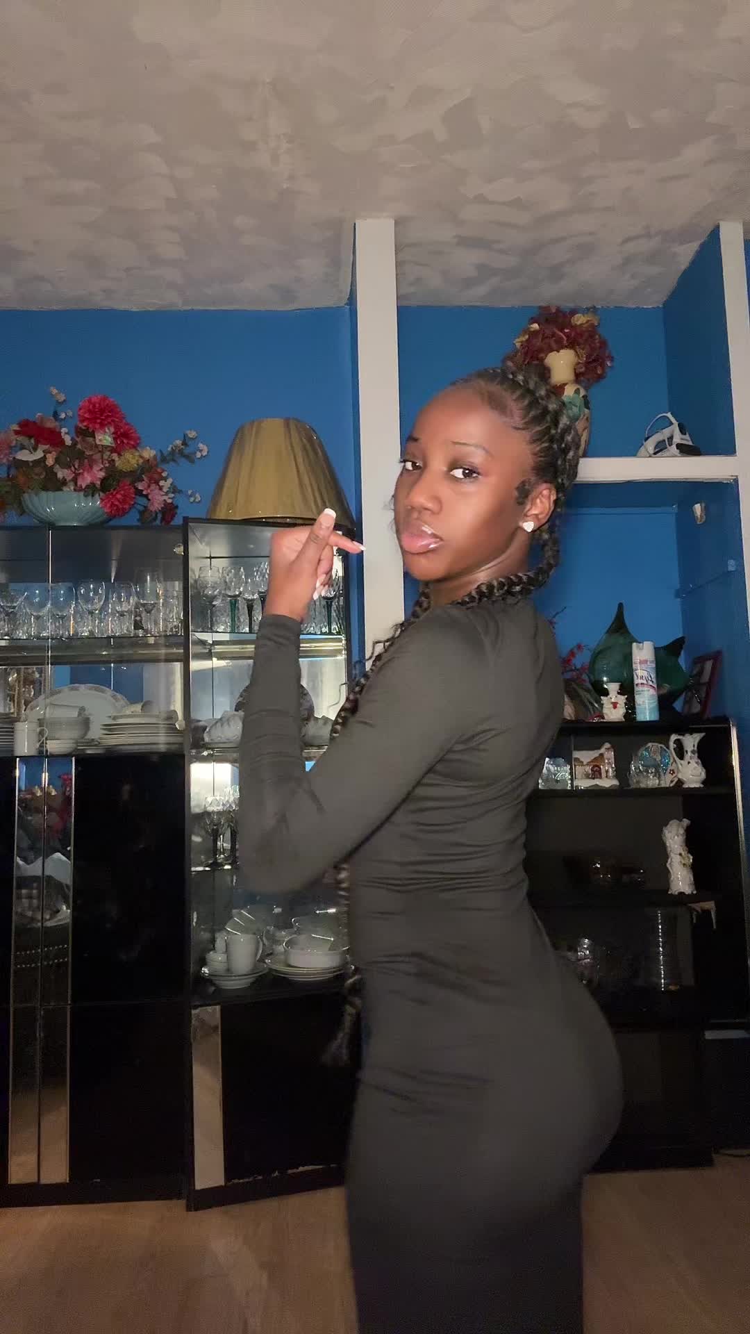 @bodytea_manda🫦🇯🇲