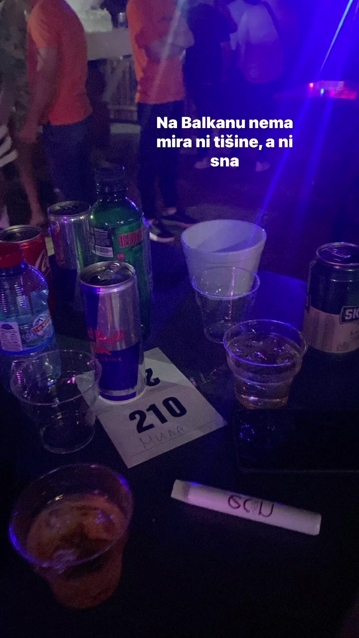 @blkn.lyrcs