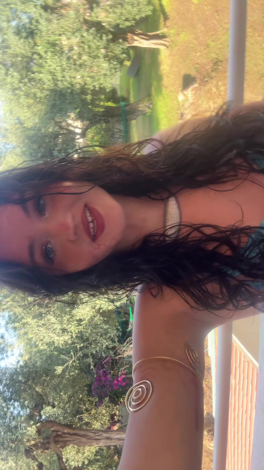 @Delilah🧟♀️