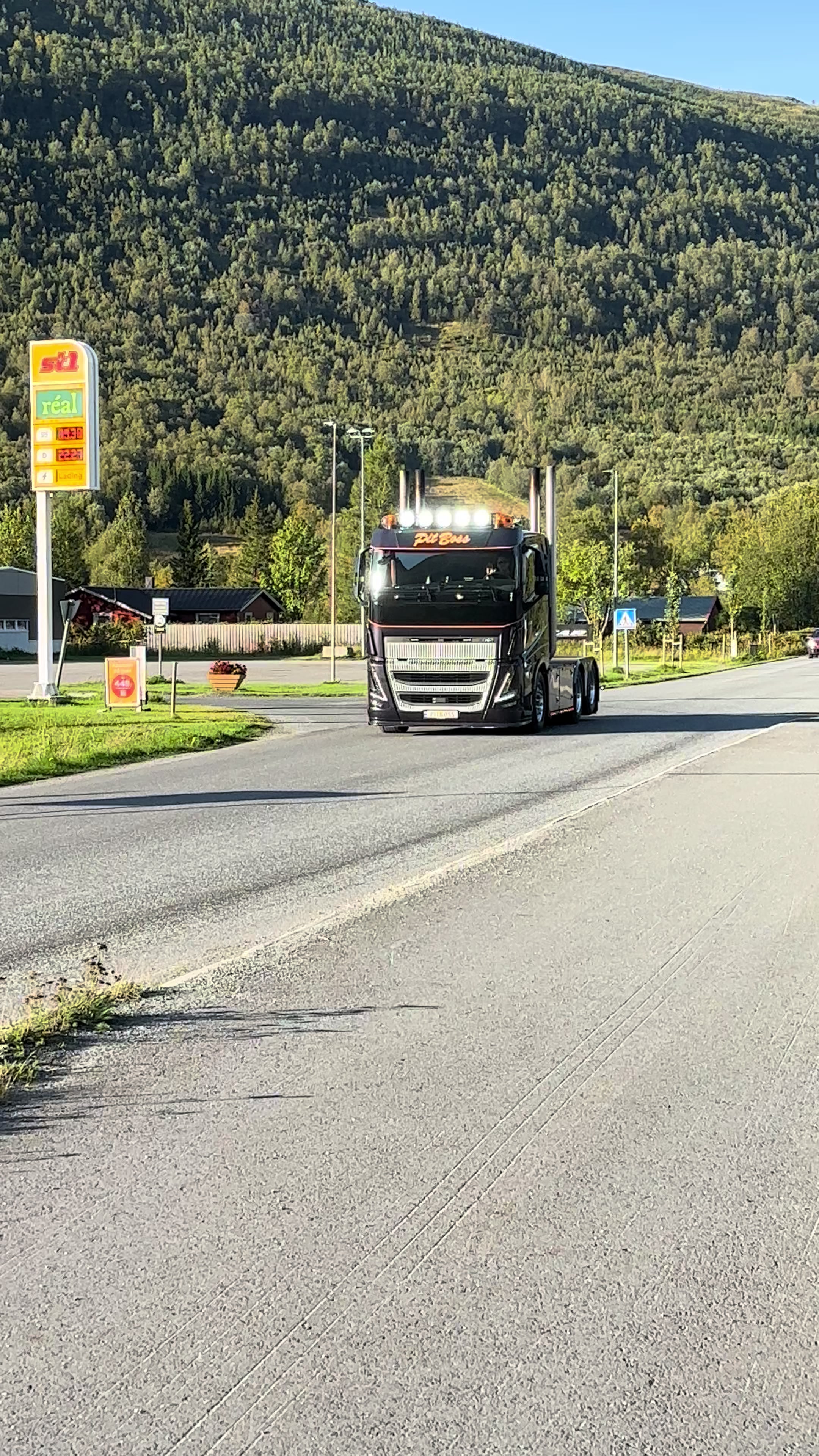 @Truckspotter Troms