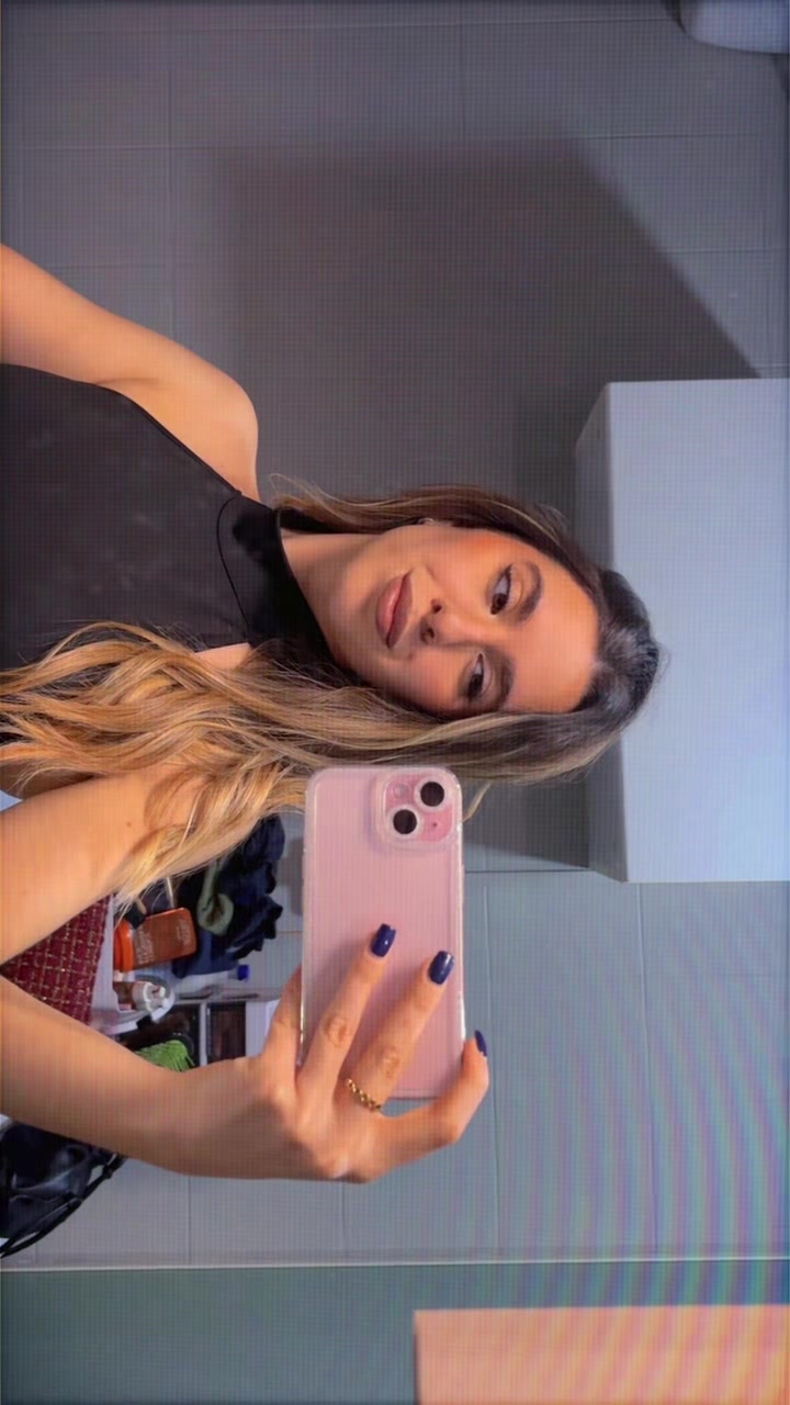 @𝑓𝑟𝑎𝑛𝑐𝑒𝑠𝑐𝑎