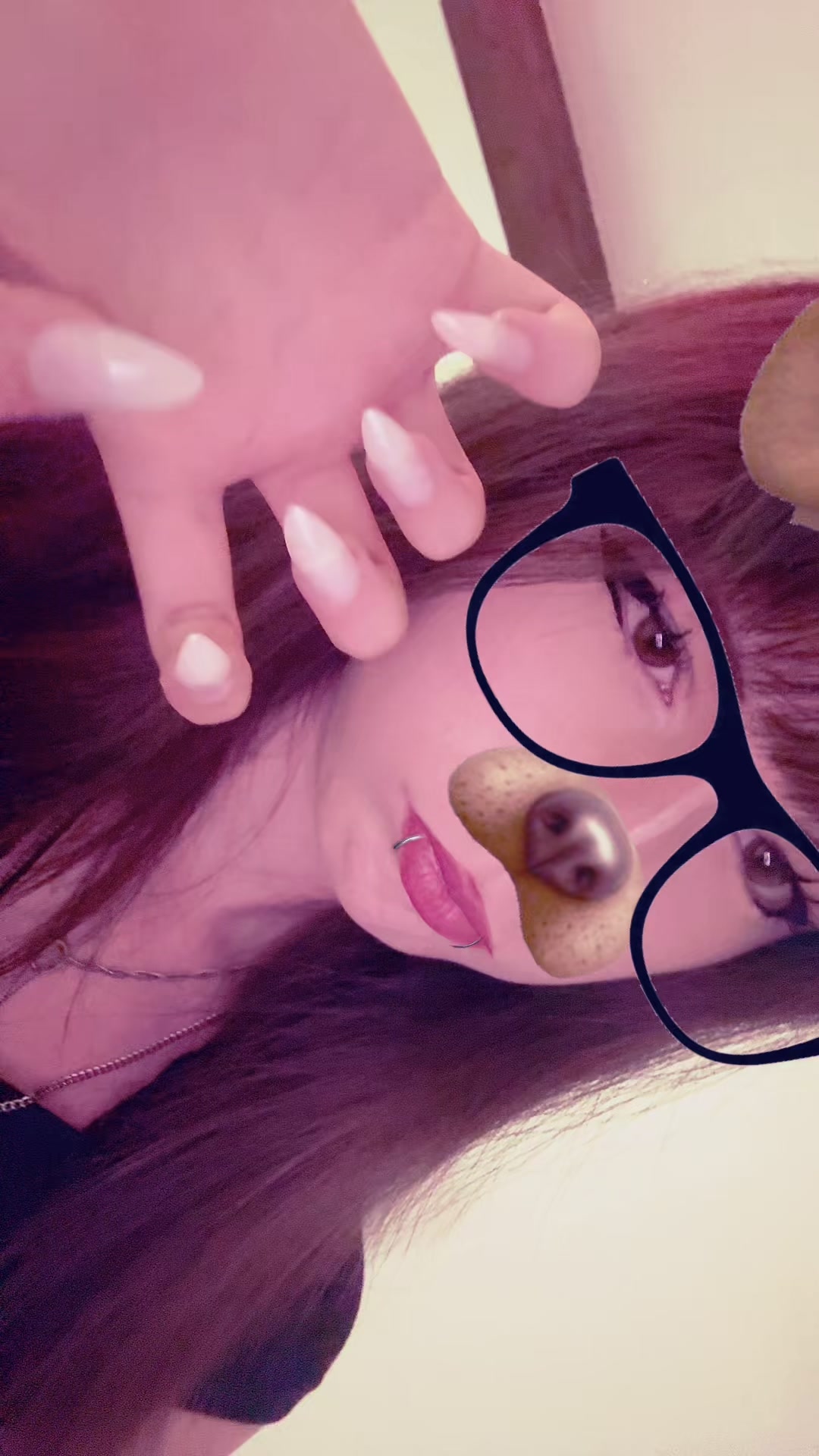 @ᛝ