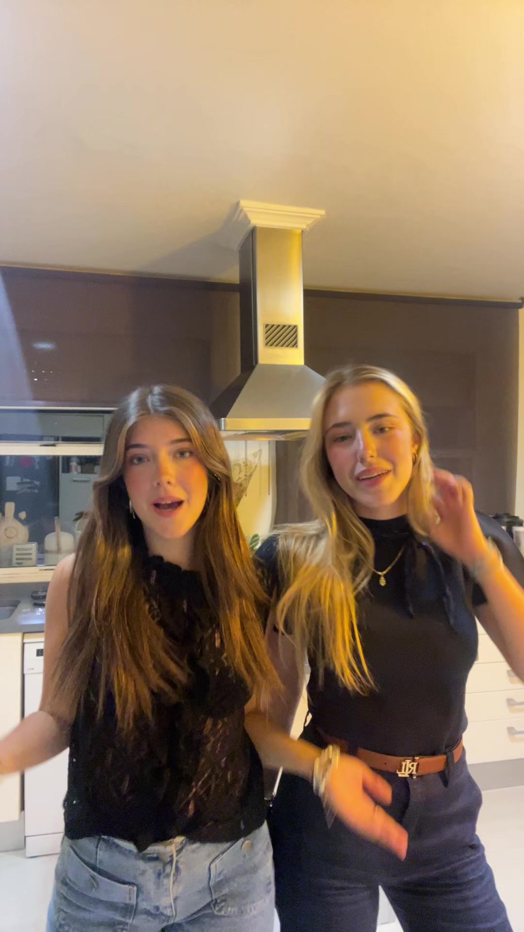 @Luu