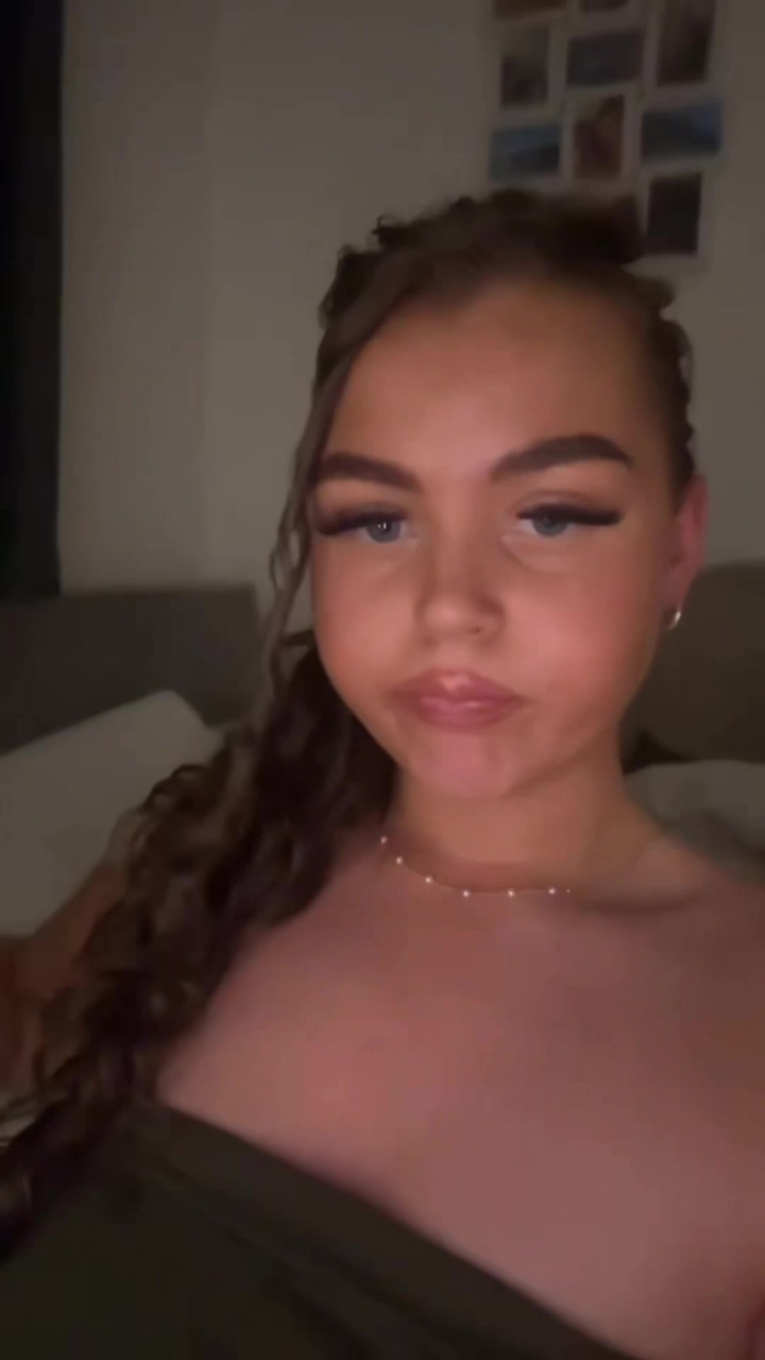 @𝐞𝐦𝐢𝐥𝐲𝐣