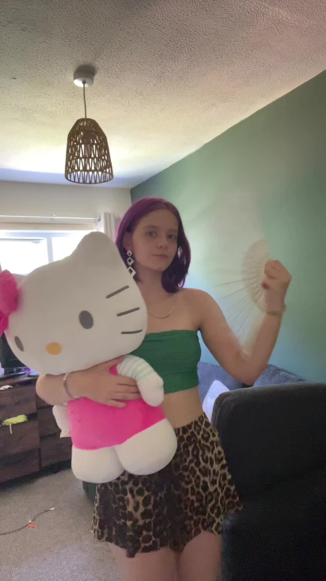 @_jamielee_angel_pet_