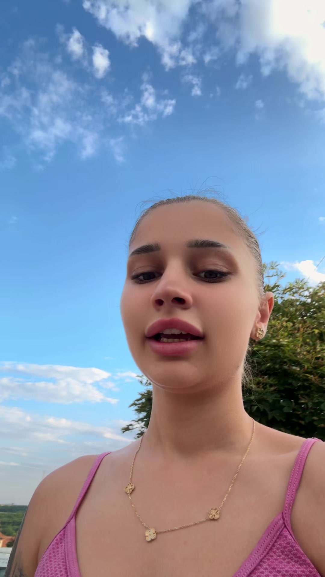 @⚜️