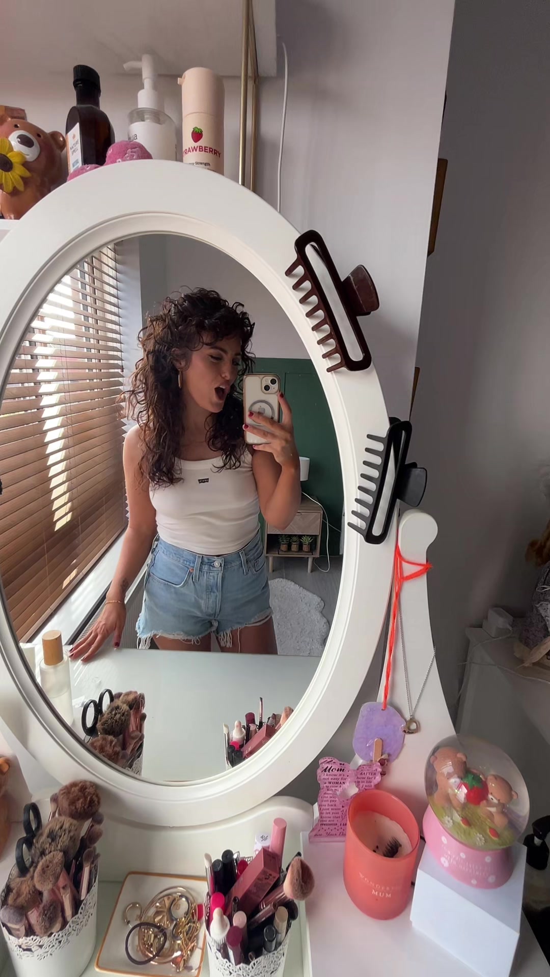 @Danielle🦋