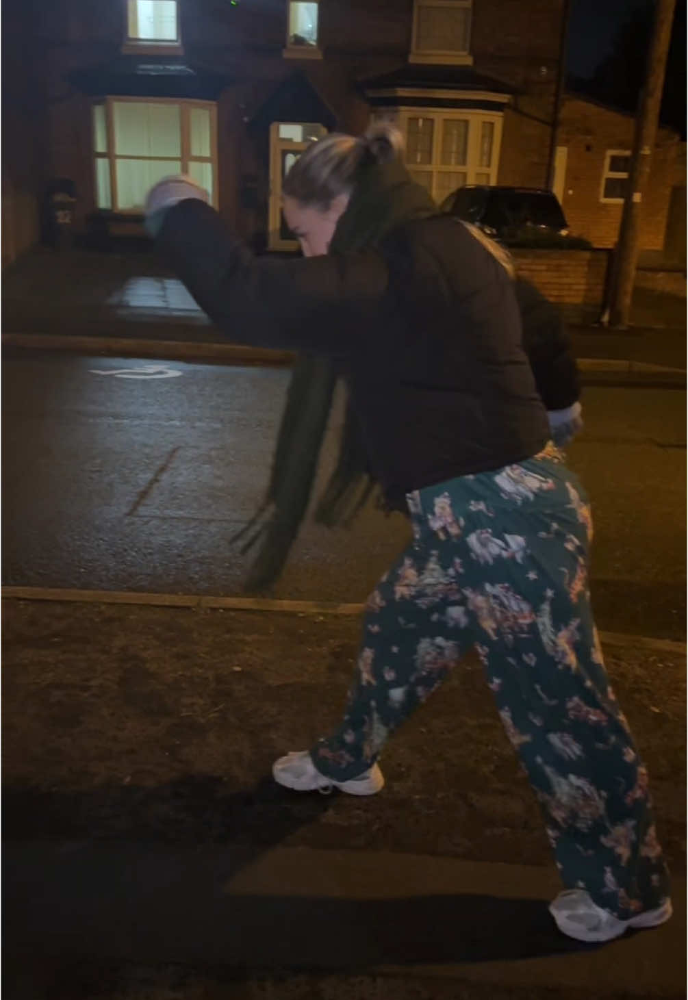 @Elise