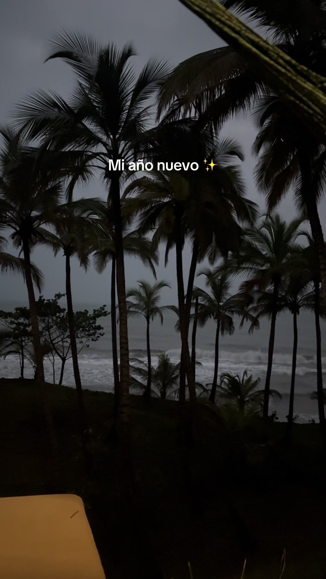 @𝓐𝓵𝓲𝓕𝓵𝓸𝔂𝓭 ✨