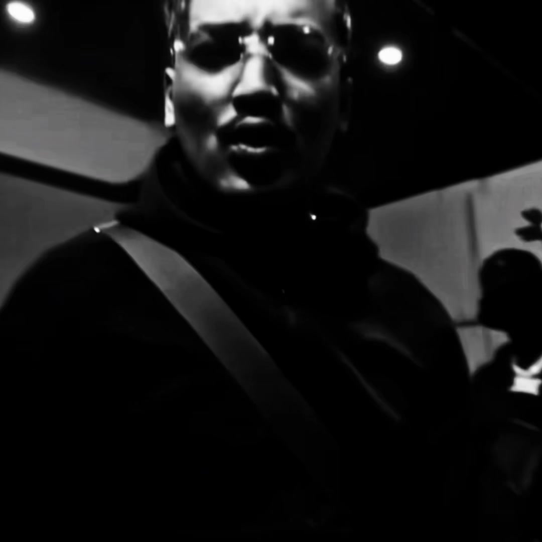 @𝐜𝐡𝐫𝐢𝐬𝐭𝐨