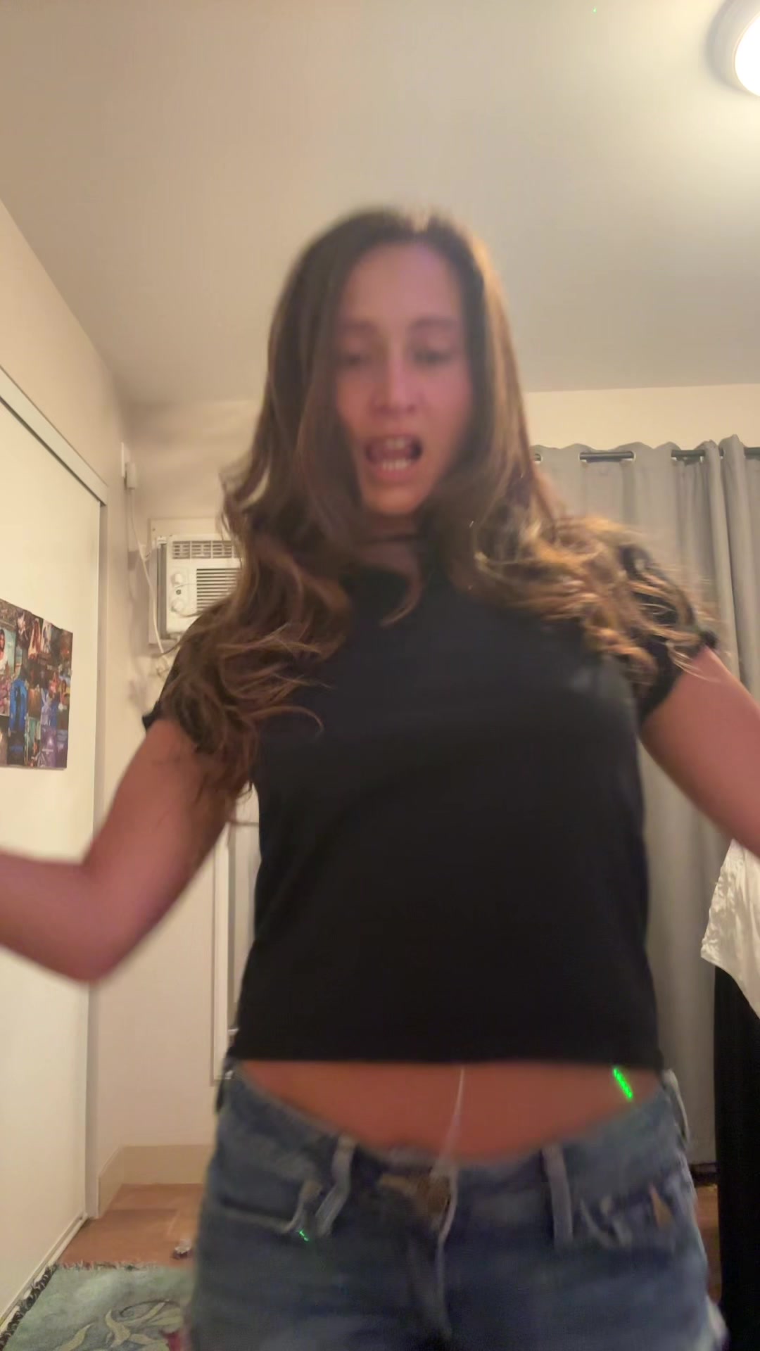 @julessearena