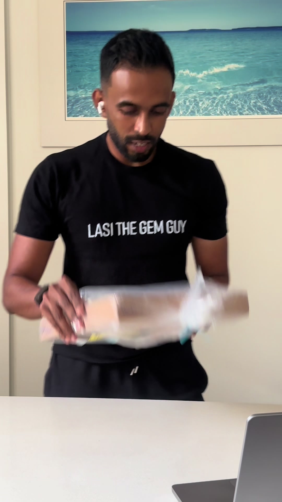 @lasithegemguy