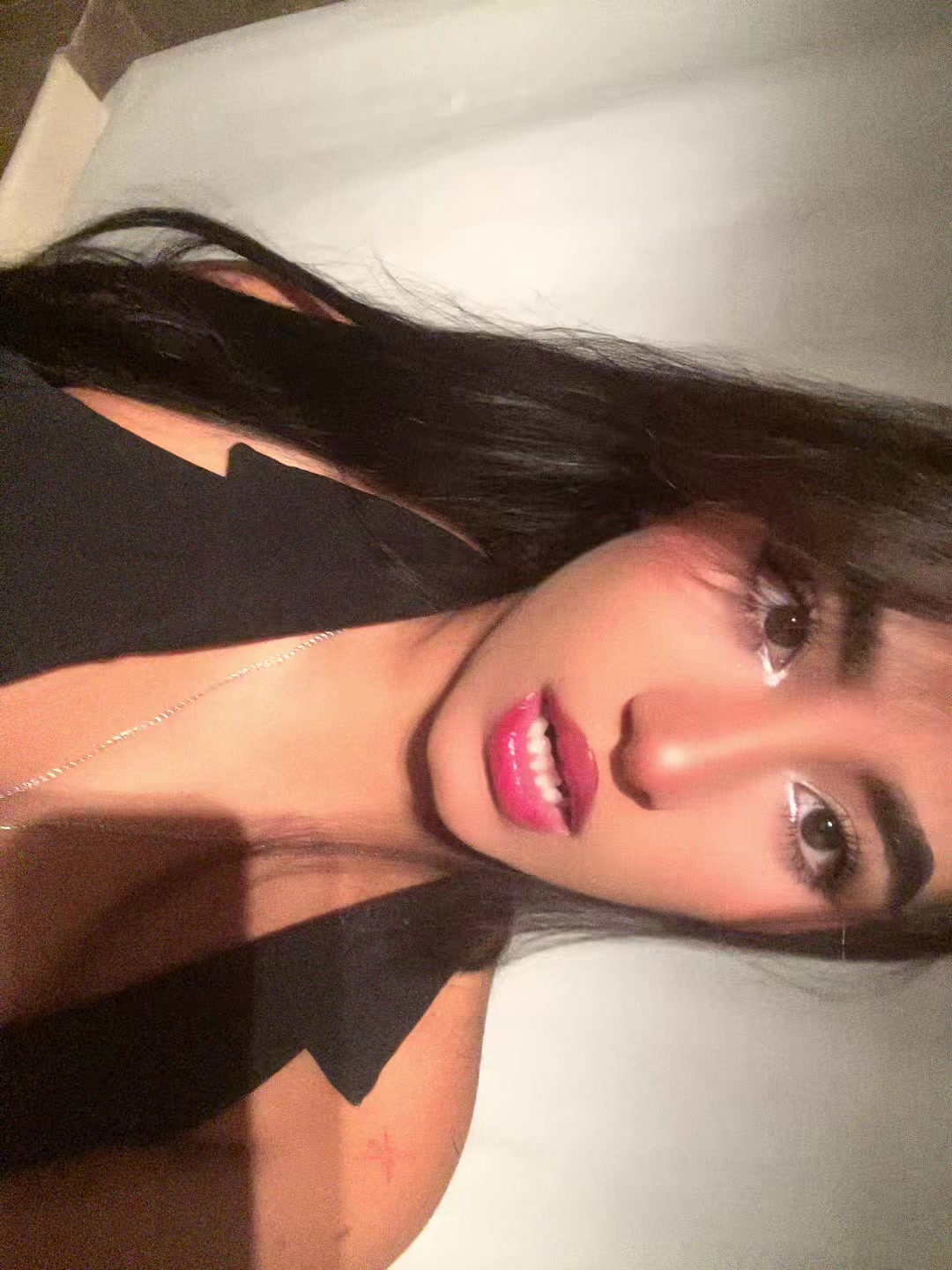 @Ximeglow🎀