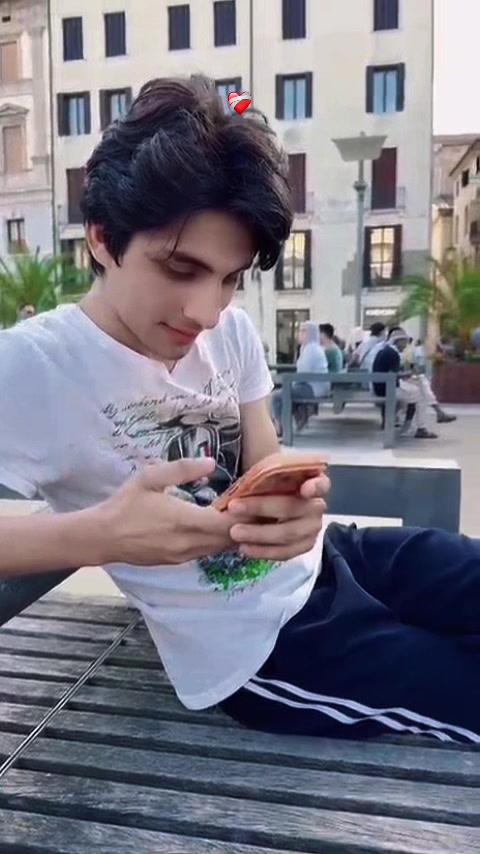 @A̳l̳i̳ ̳❤️ آفریدی