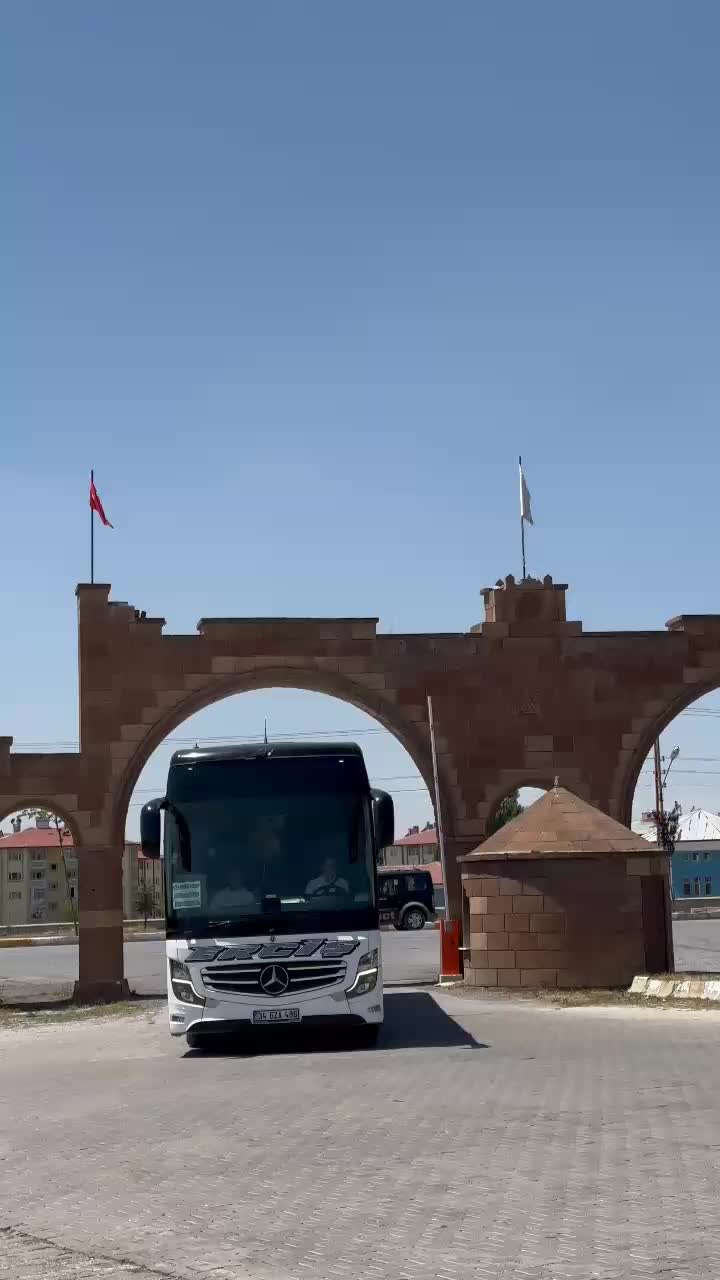 @𝙎 𝙊 𝙔 𝙇 𝙐