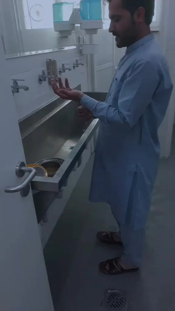 @""گیلمن مومند""