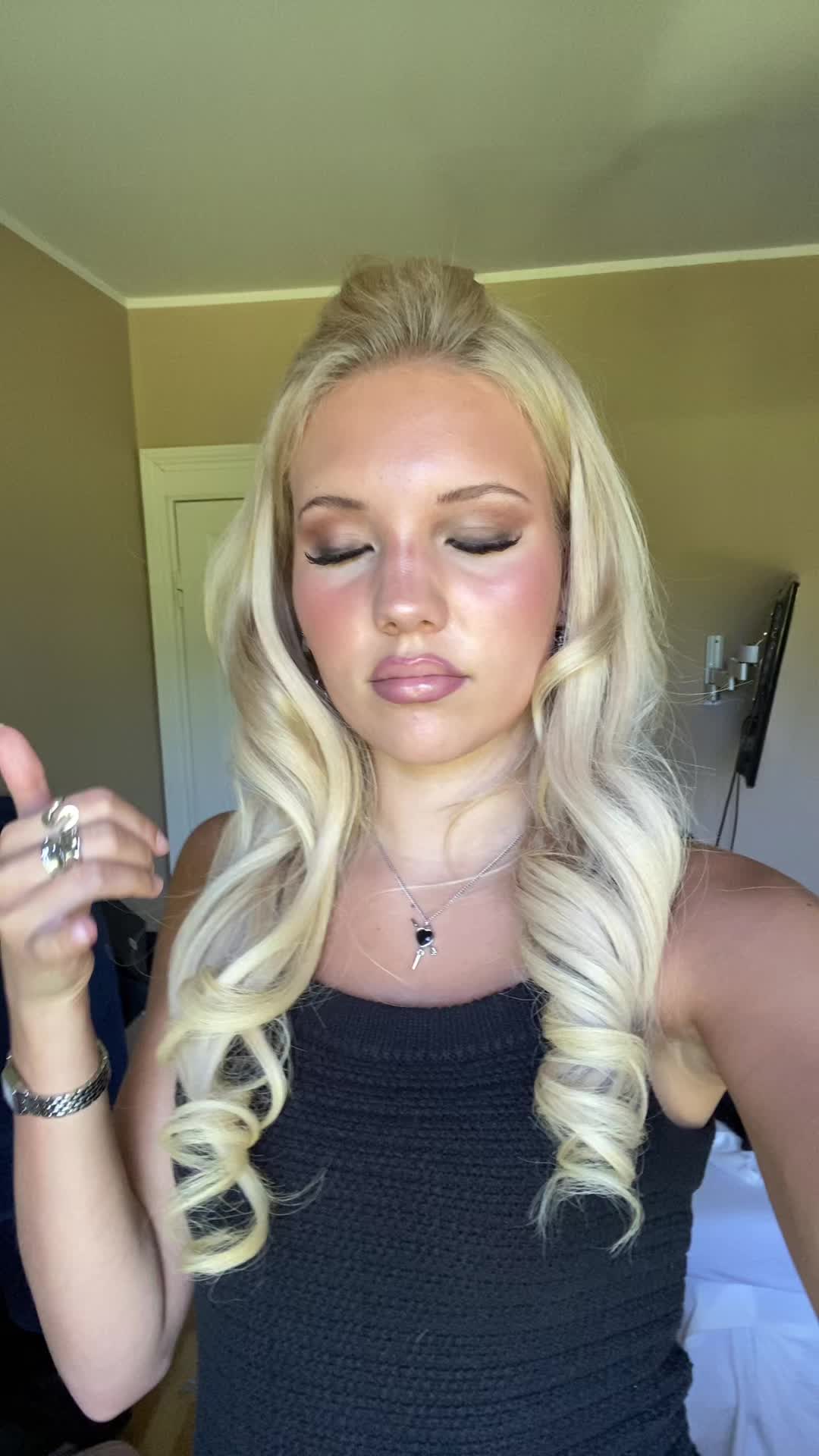 @Mollie_Sjöholm