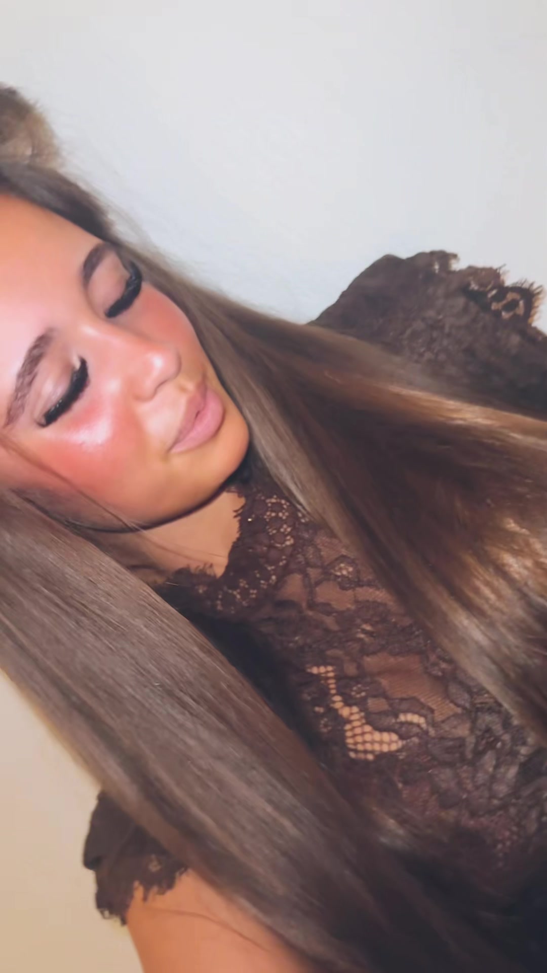 @bella lily