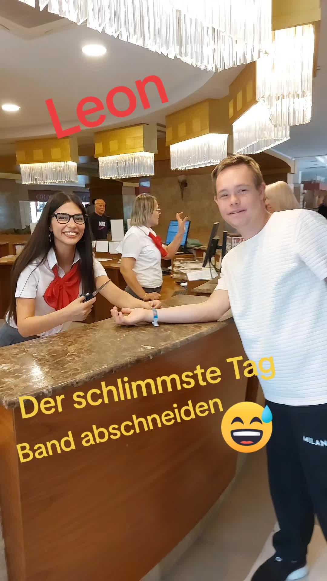 @Leon Fischer23
