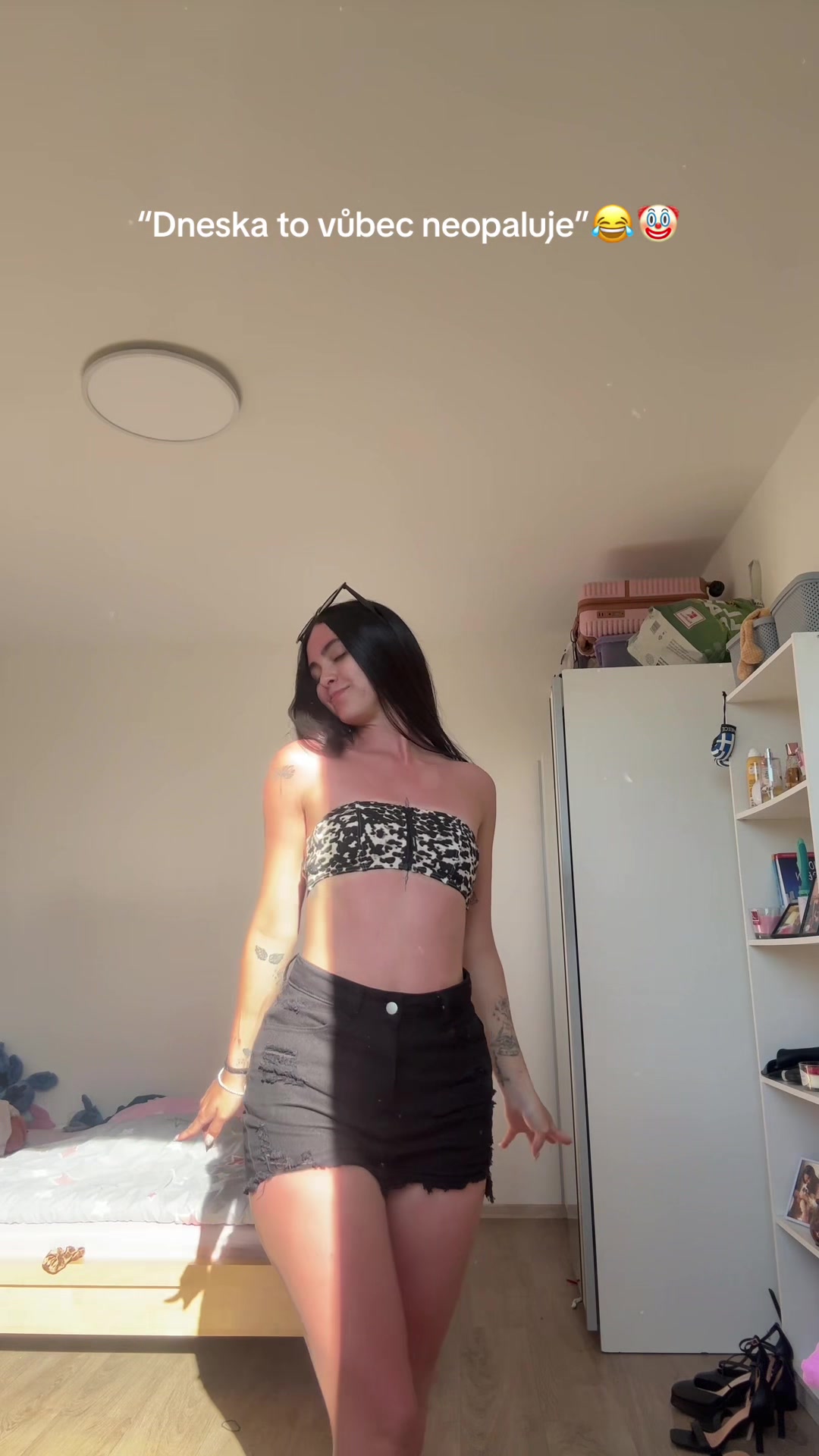 @Vee
