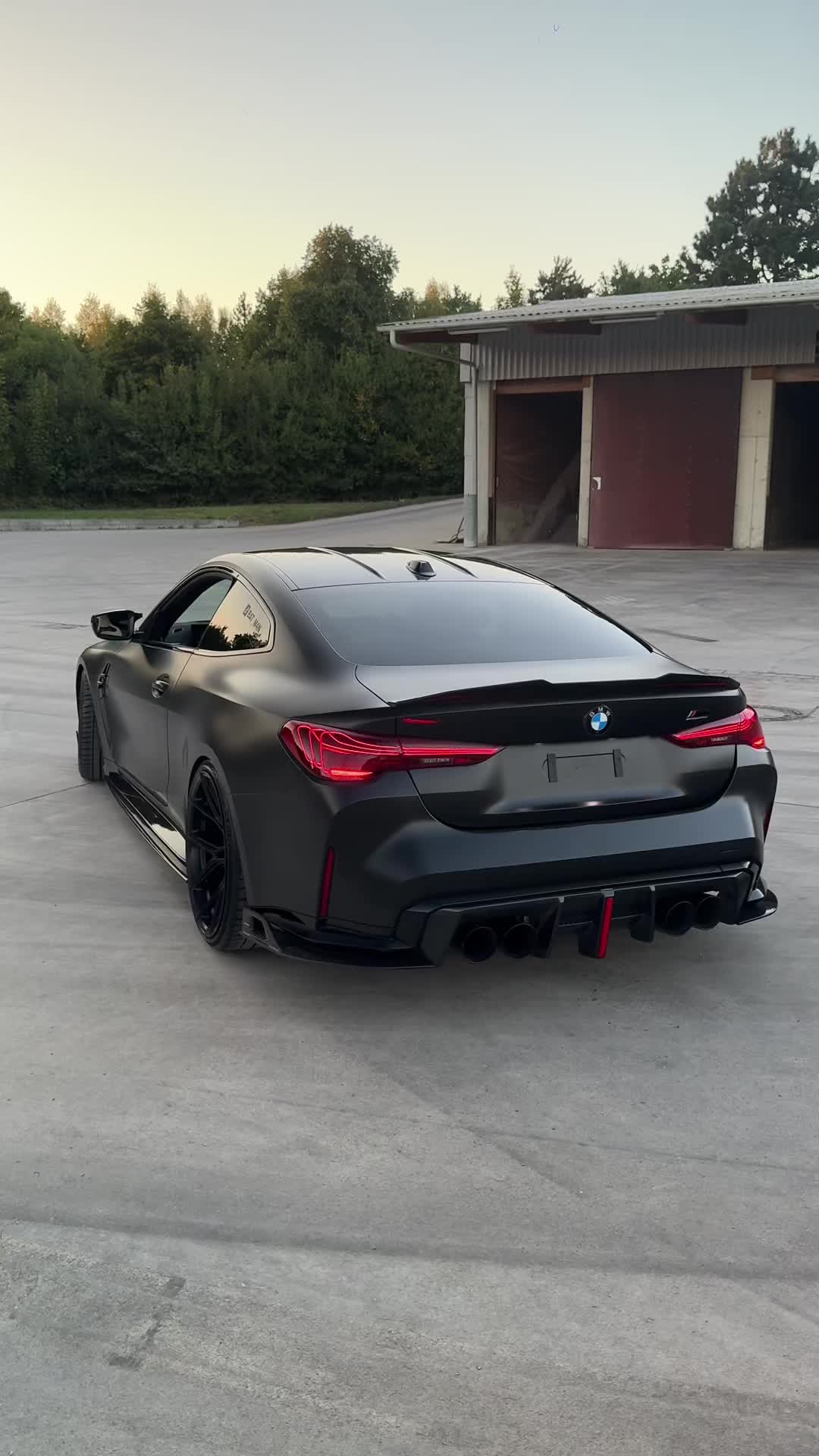 @BAT_M4N