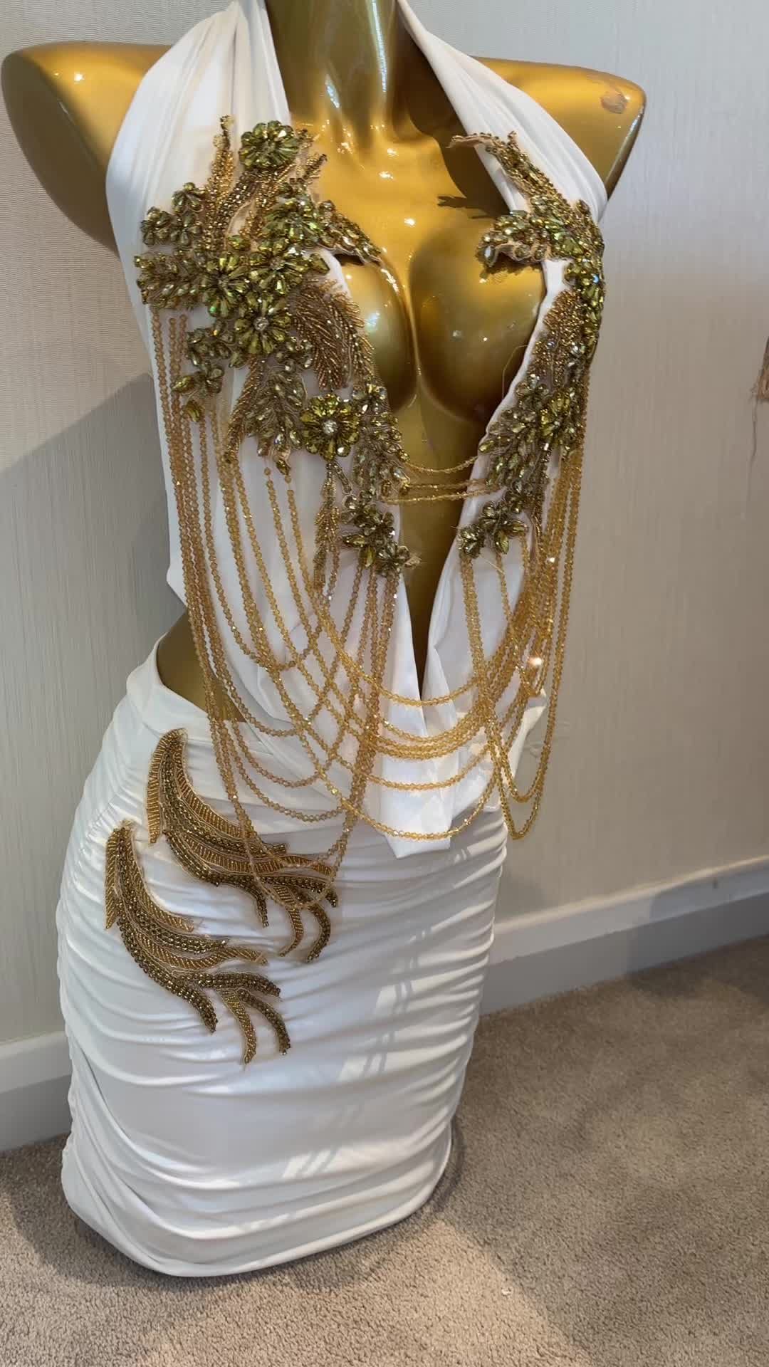 @Angela&rsquo;s boutique x