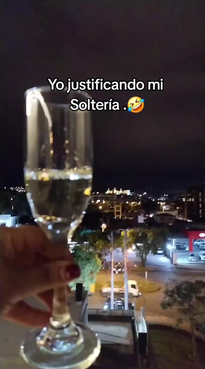 @𝓐𝓷𝓷𝓲💛