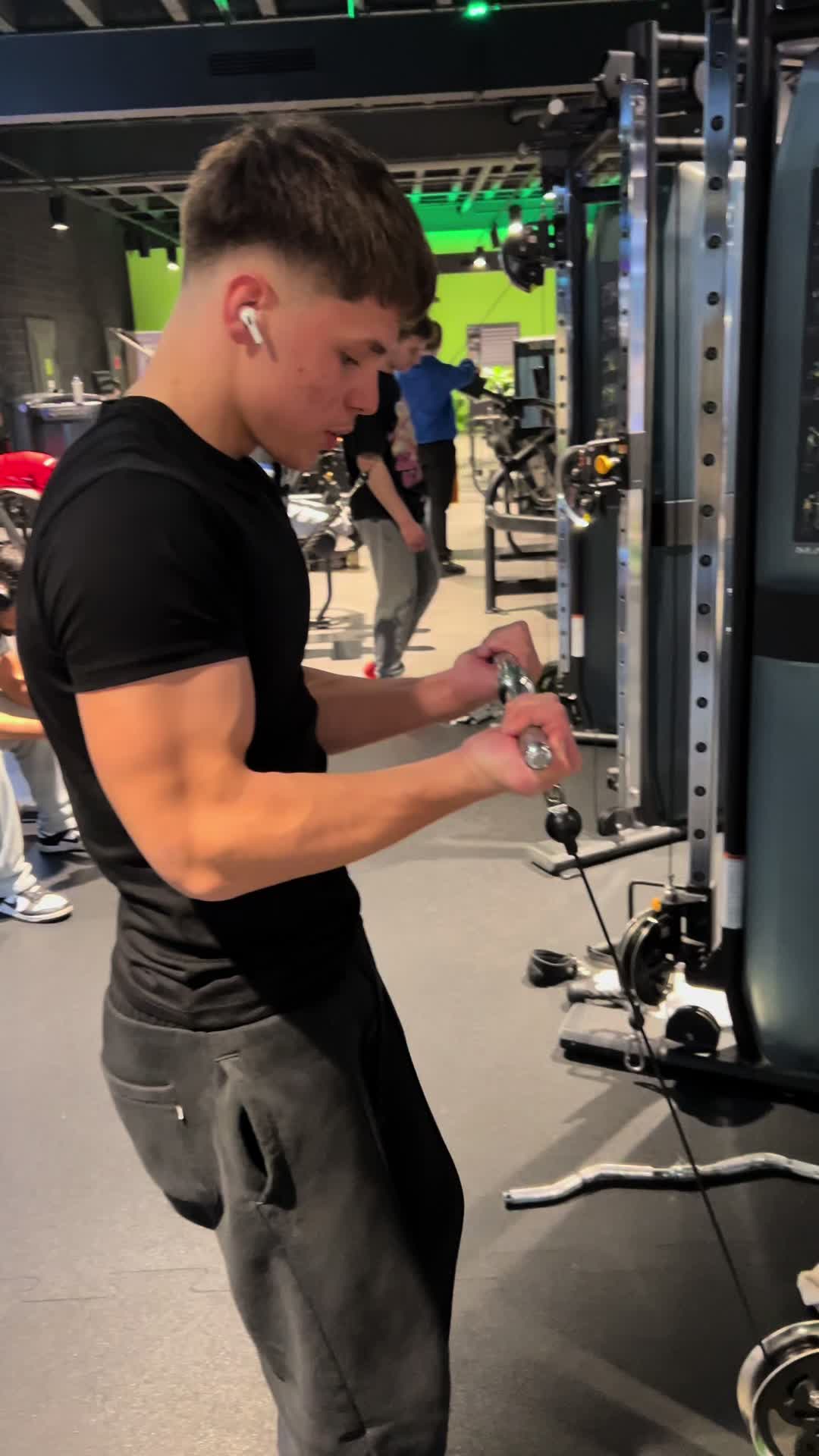 @edijon krasniqi