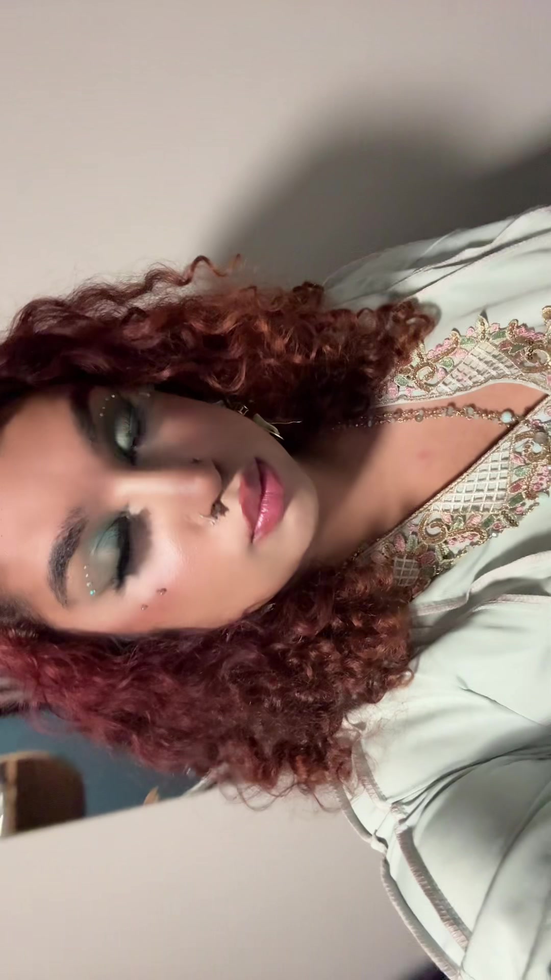 @Maalaxh