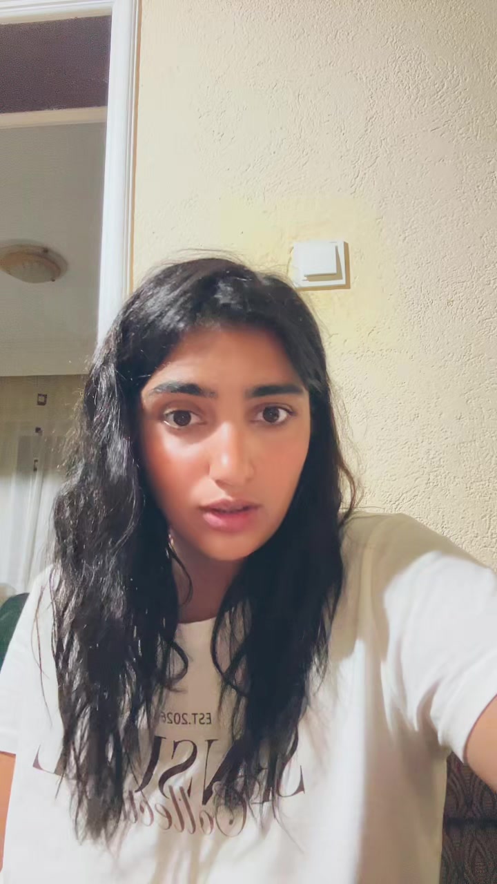 @Elena_Cipriana03