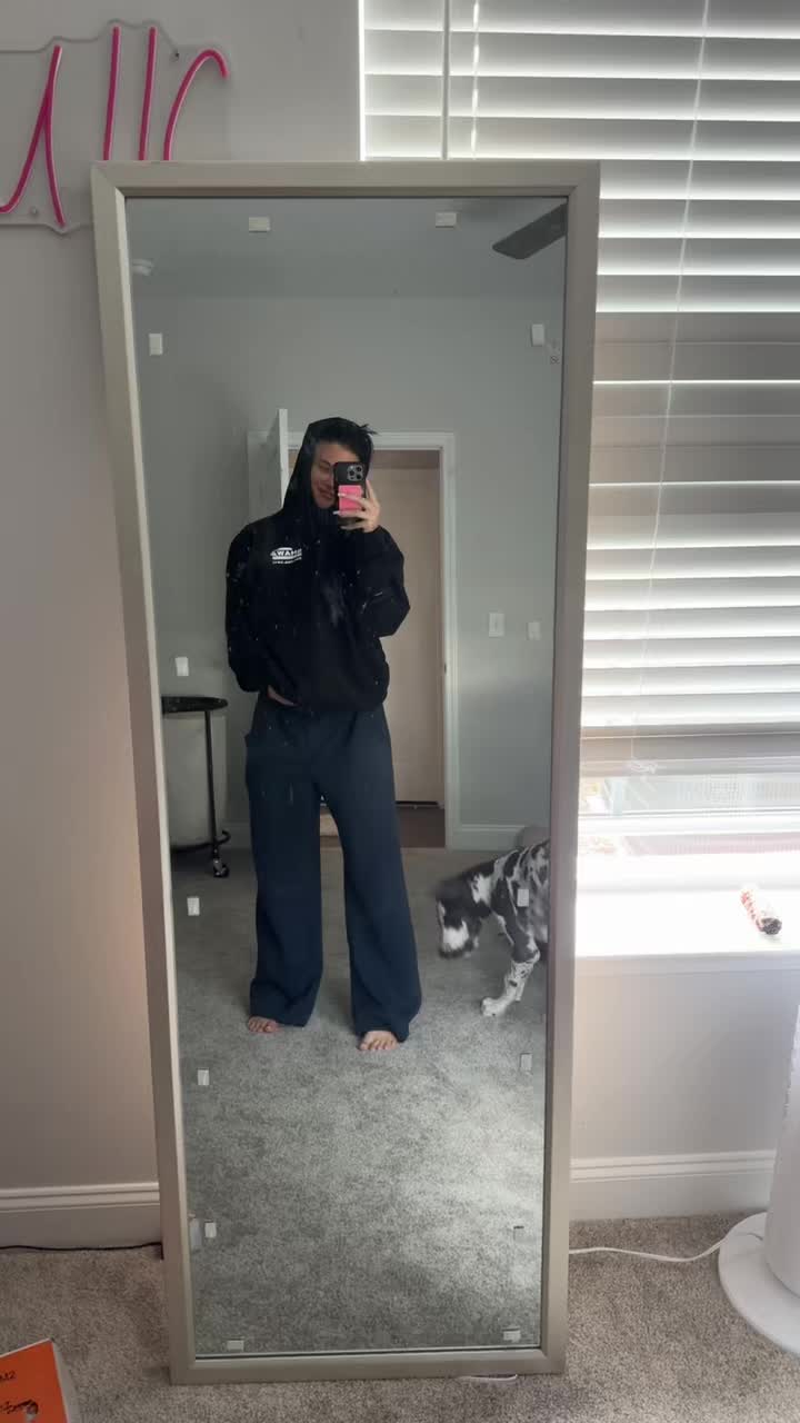 @lys.gregory
