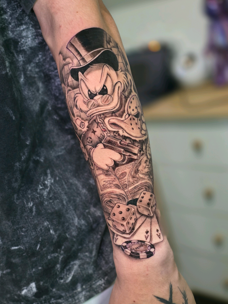 @IQ TATTOO