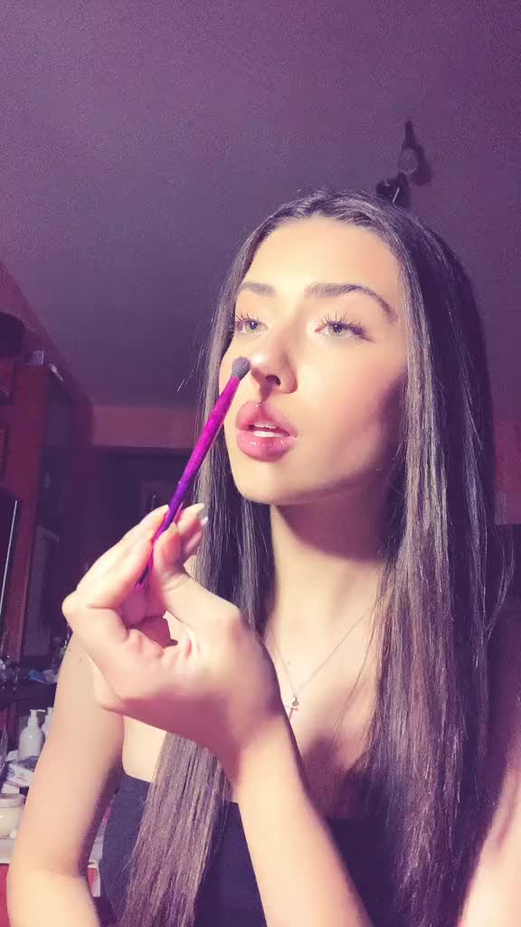 @👤
