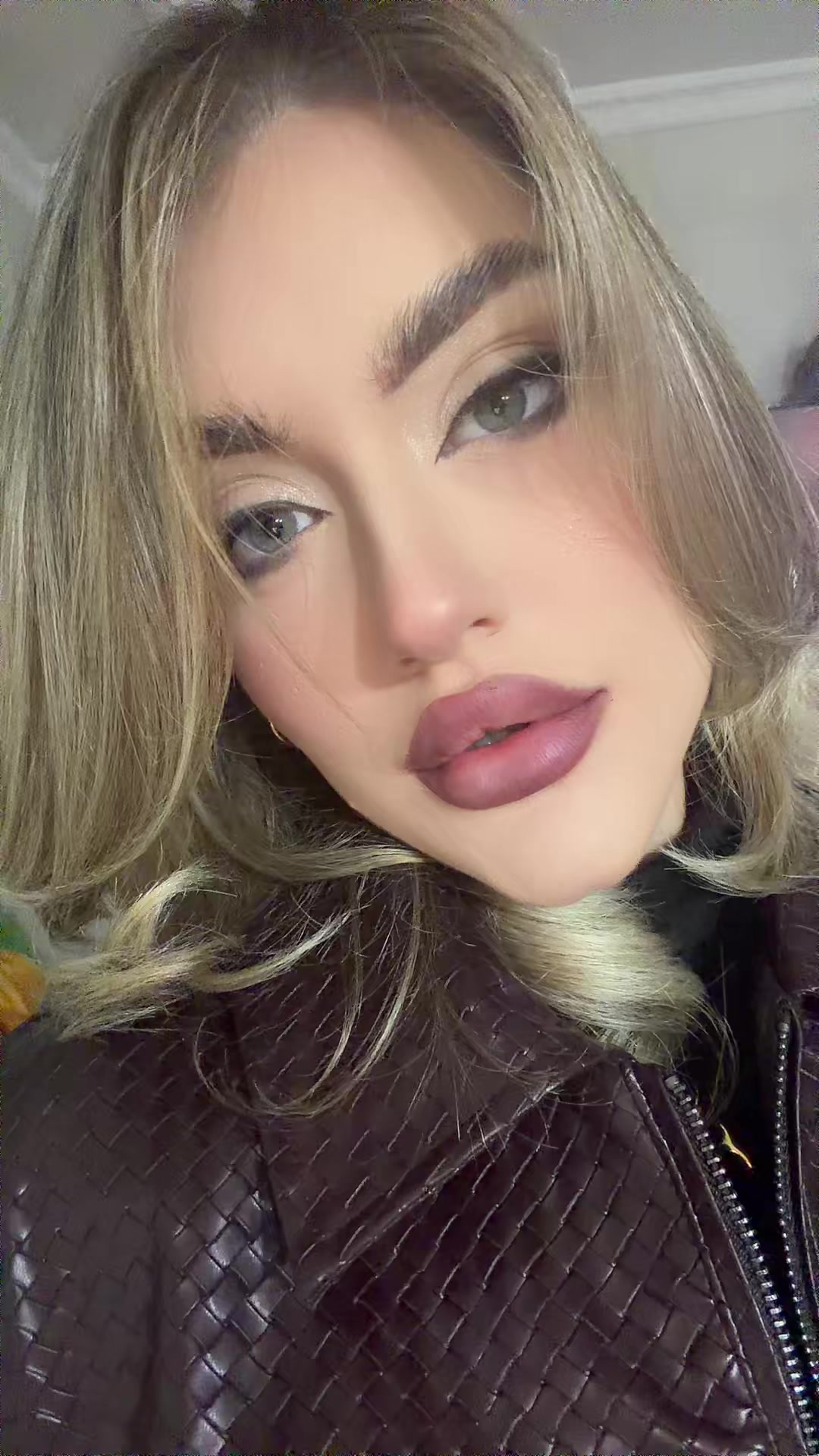 @_adelfinadiana_mua