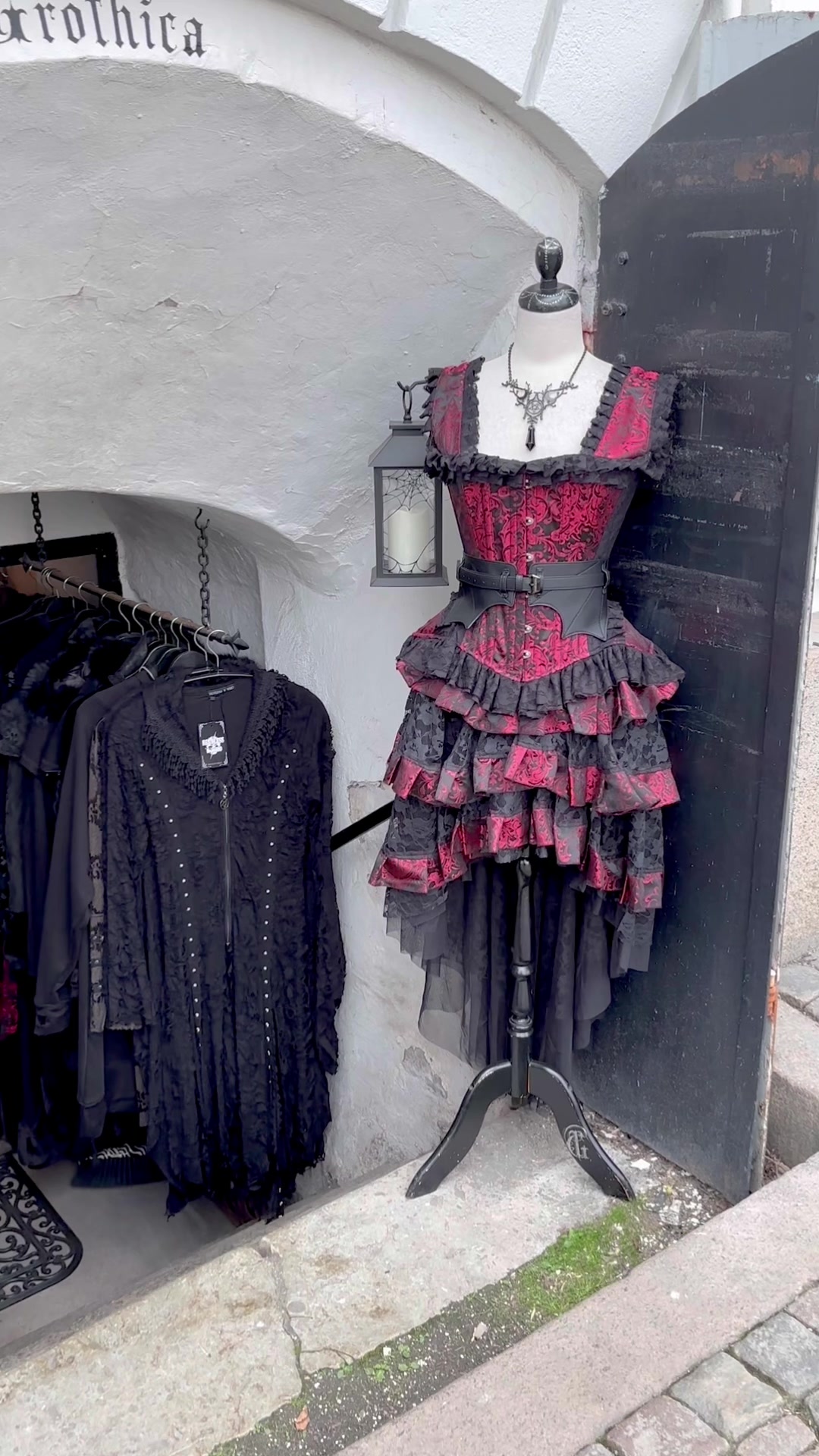 @Grothica