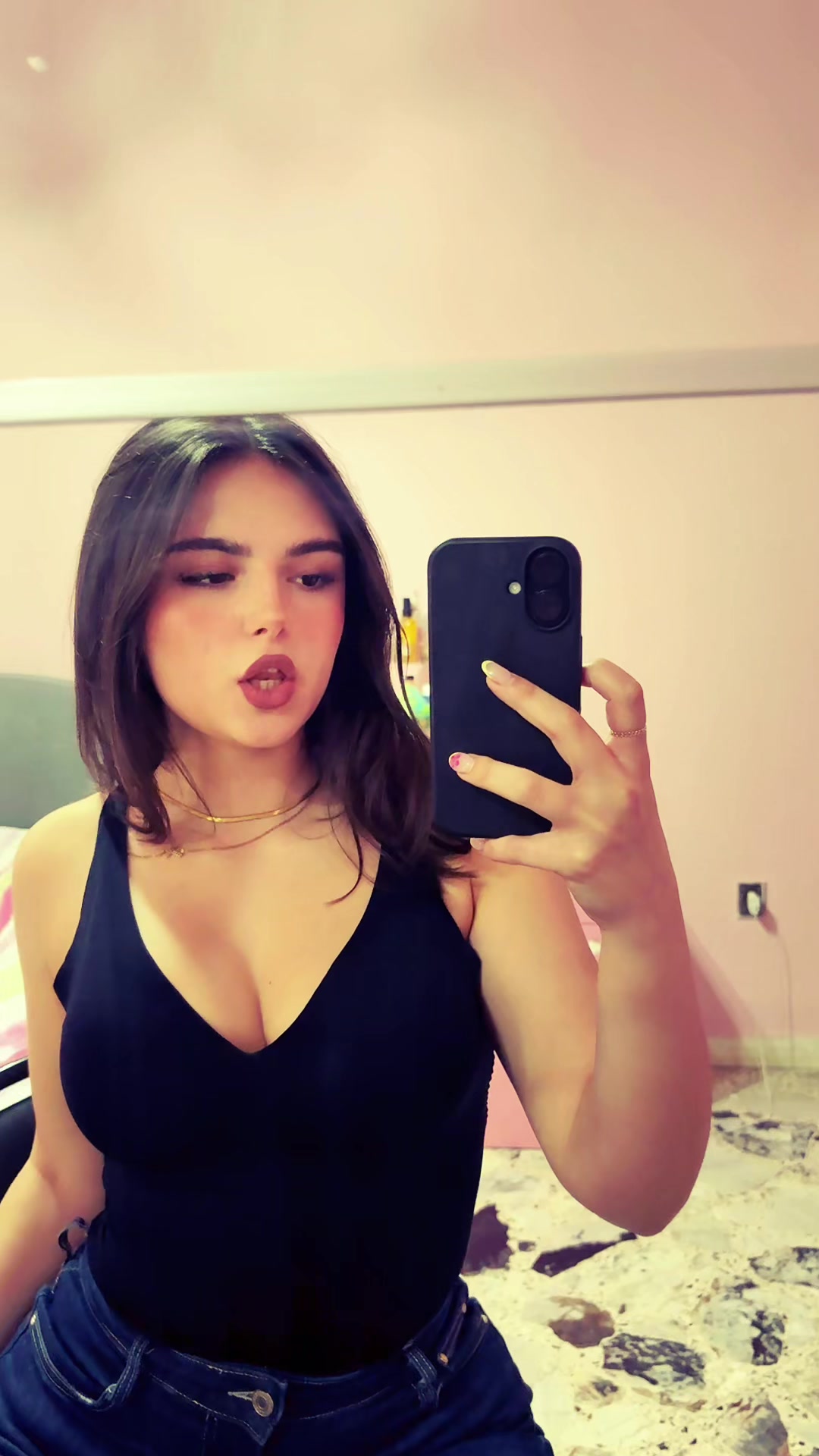 @adinaaaaaj