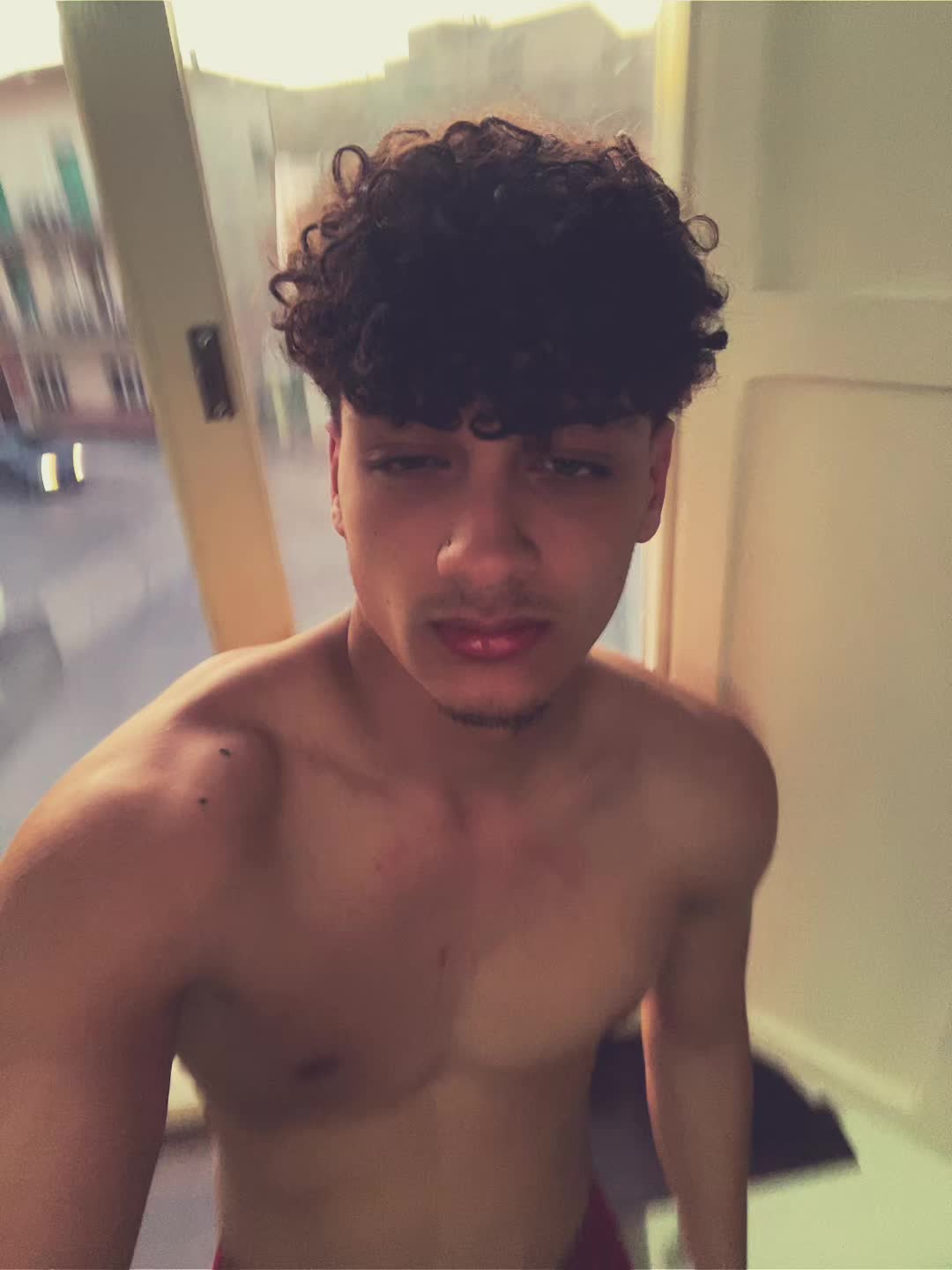 @𝐦𝐚𝐲𝐤𝐞𝐥🇨🇺🇮🇹