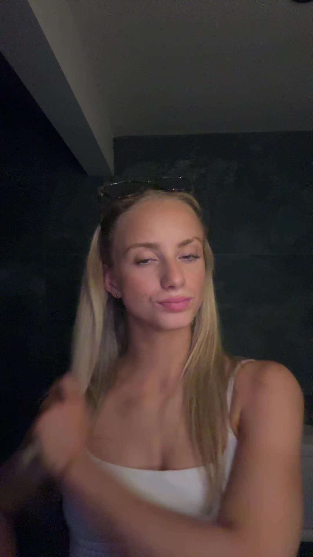 @Cheerleader_Liv