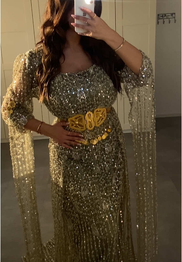 @artemisdress