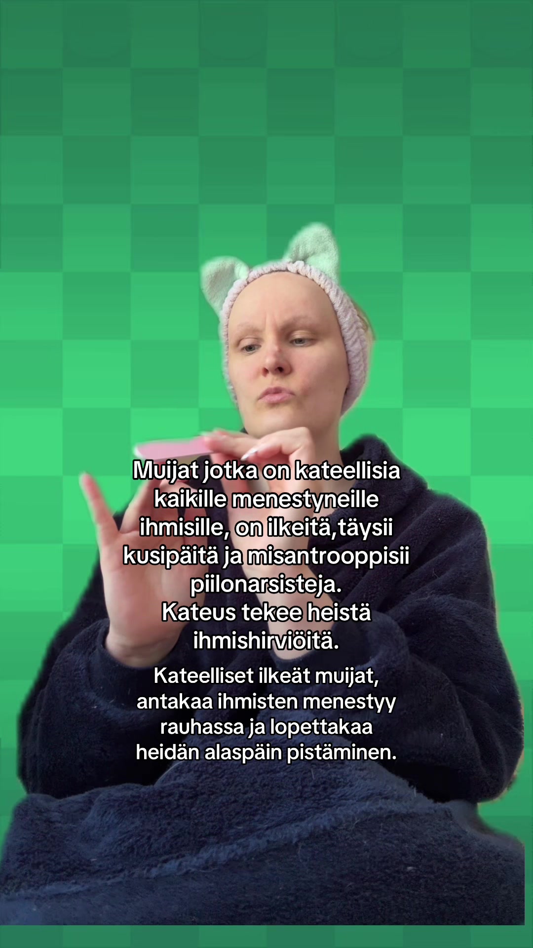 @emiliathewoman5