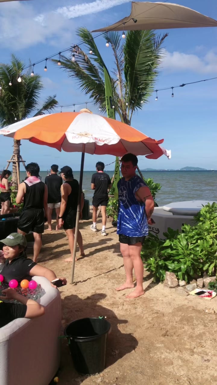 @นู๋นุ้ย236